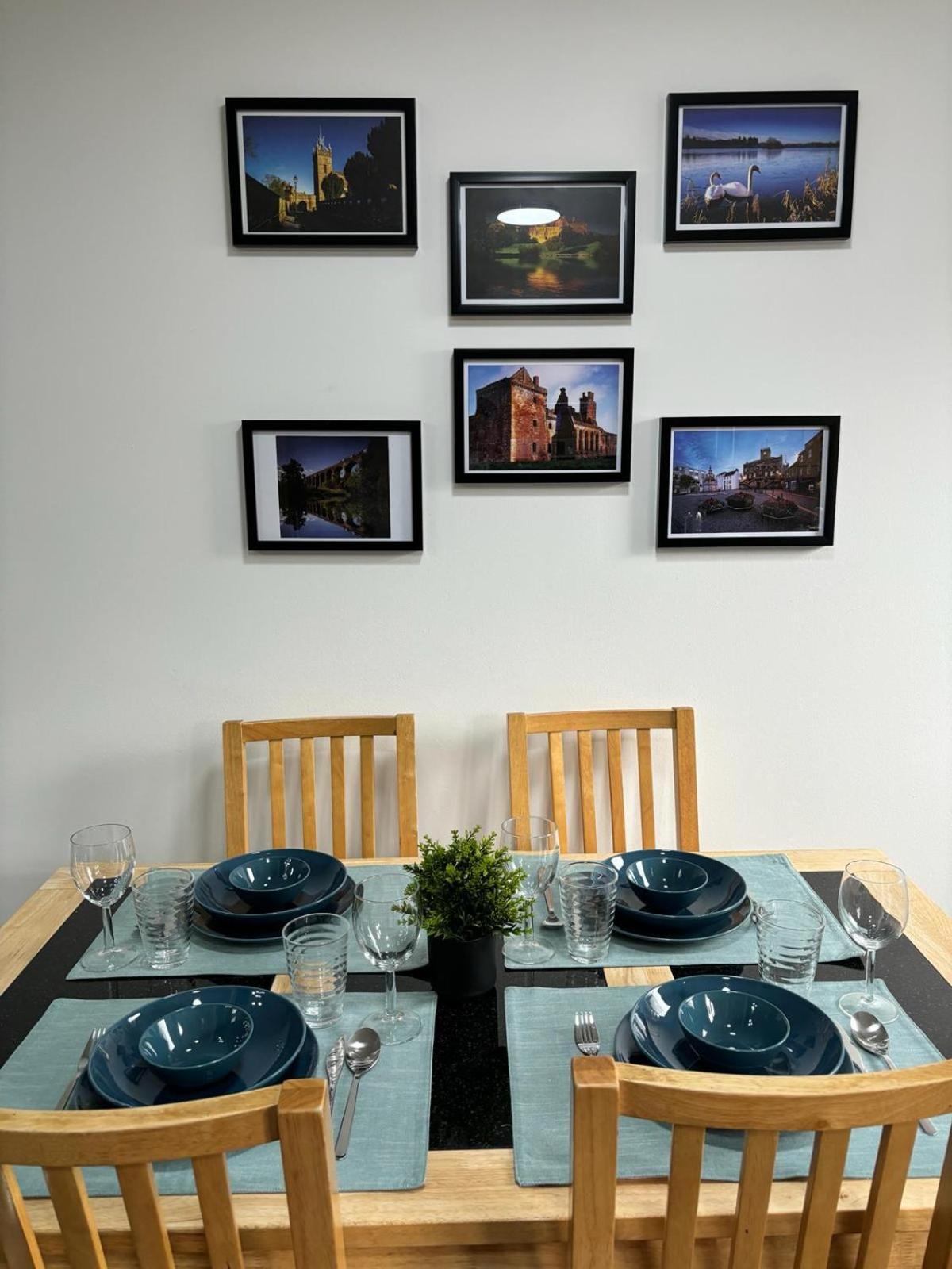 Stylish Home In Linlithgow With Free Parking Bagian luar foto