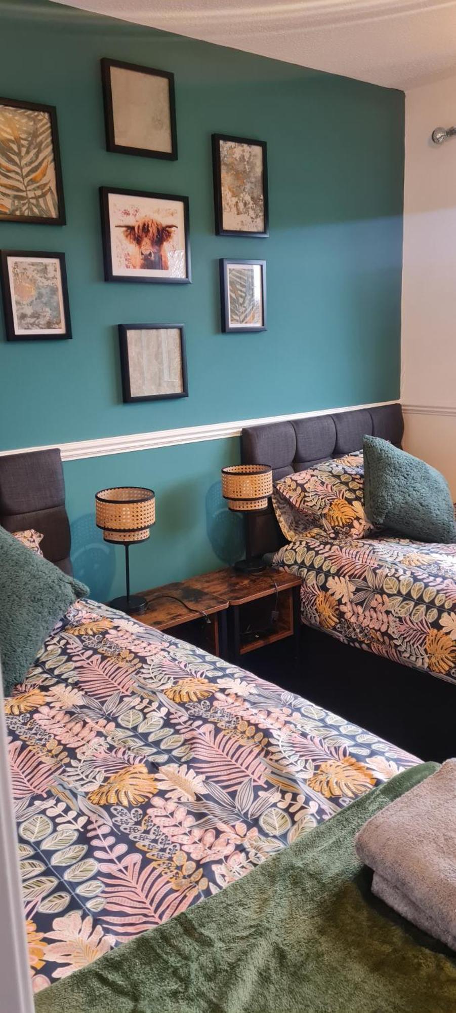 Stylish Home In Linlithgow With Free Parking Bagian luar foto